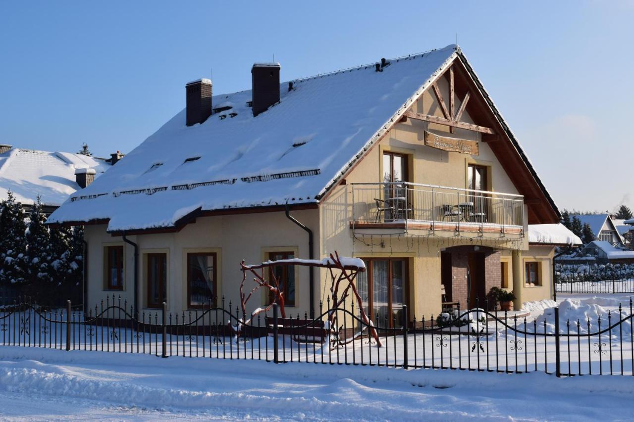 Gosciniec Klejnot Hotel Borowo Exterior foto